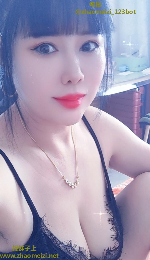 浦东尽情释放大奶少妇