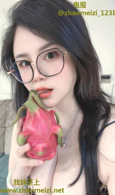 亚运村大奶萌萌