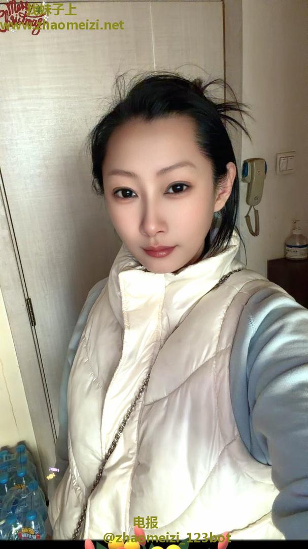 天津精致小姐姐