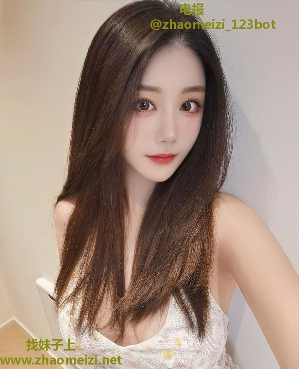 静安性感美乳绾绾老师