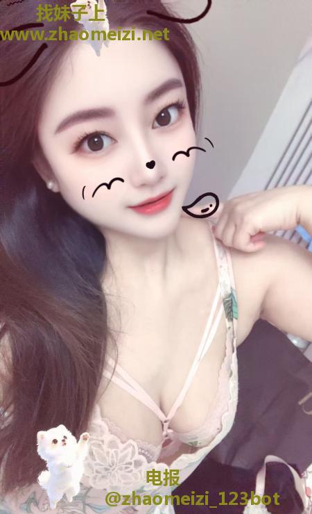 倒立深喉囗暴F胸妹