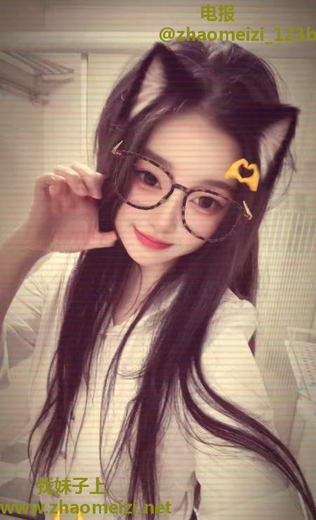 海珠风骚女友颜值悠悠