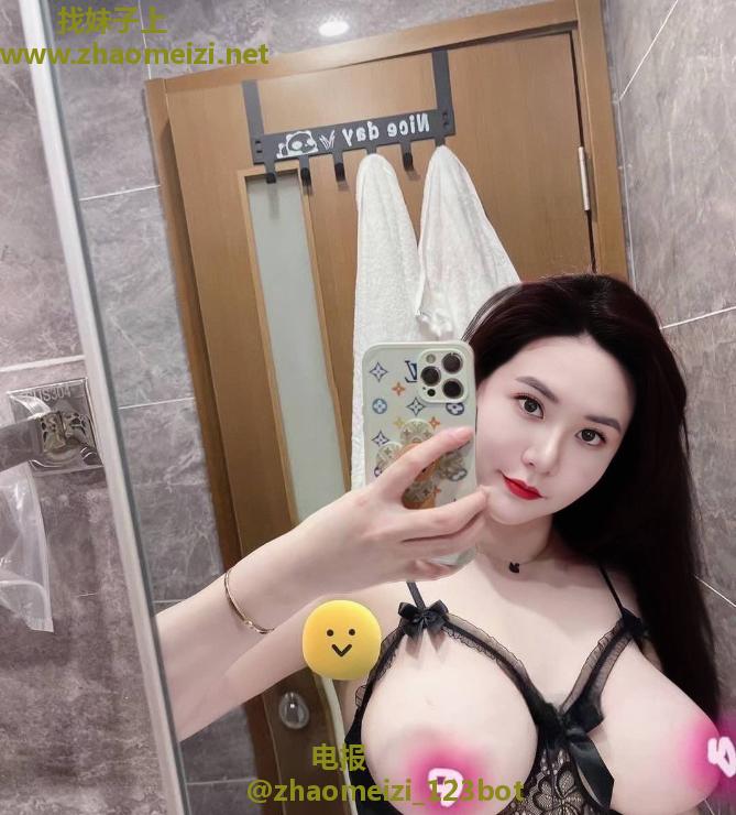 天河巨乳大屁股BBW