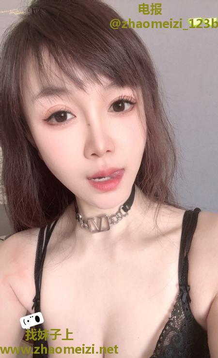 白嫩萌妹梦瑶