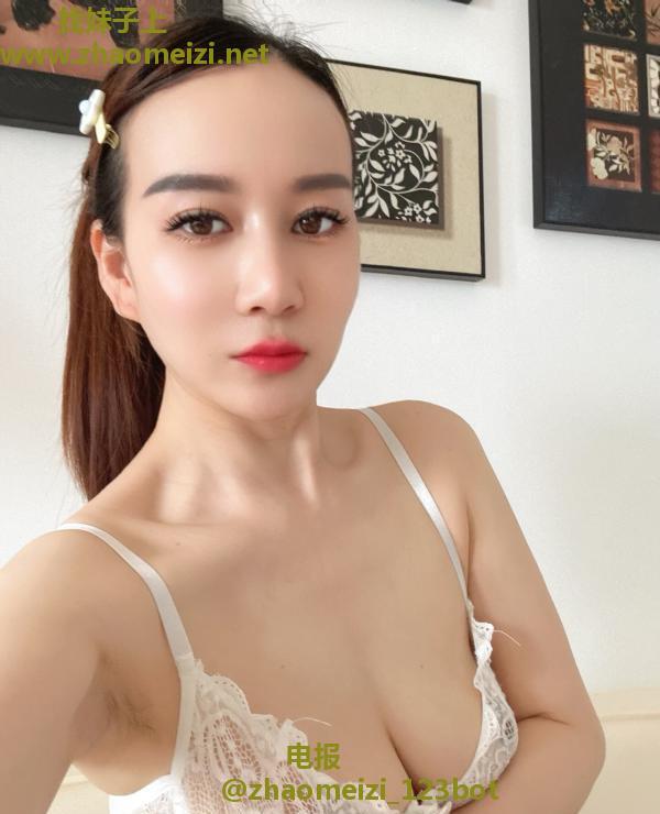 沌口气质少妇丹丹