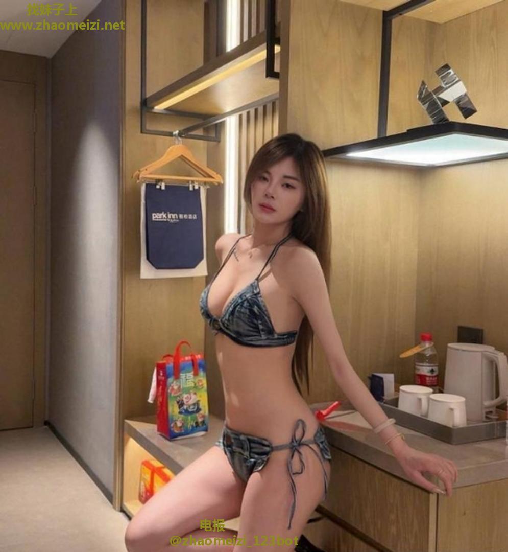 风骚小骚货让人腿软