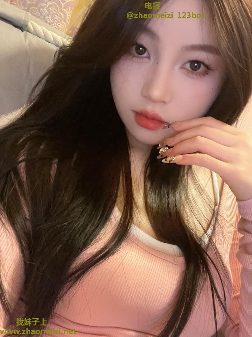 喜欢双管齐下的甜甜