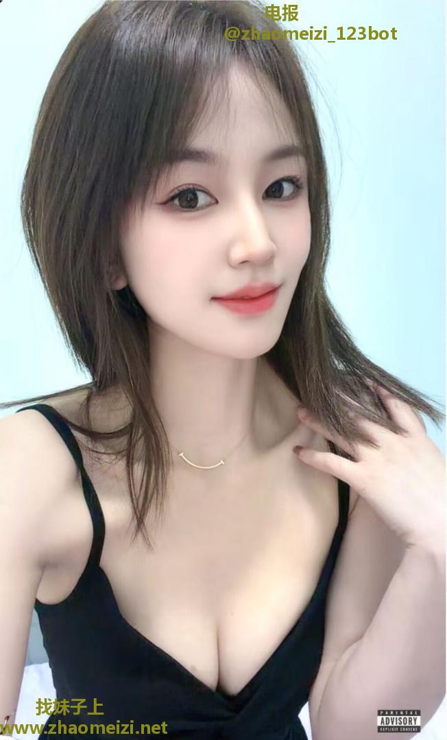 梅花园气质清纯女友感安琪