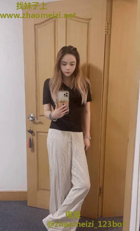 普陀大胸风骚妹子