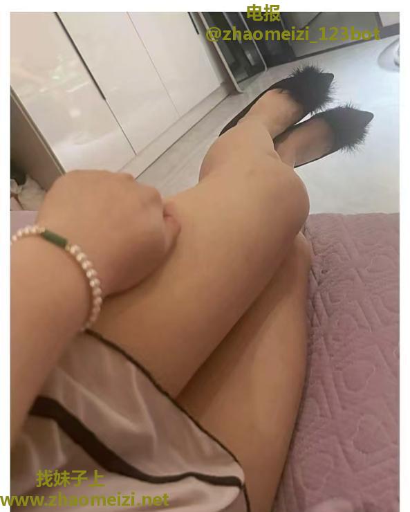 毒龙女王小姐姐