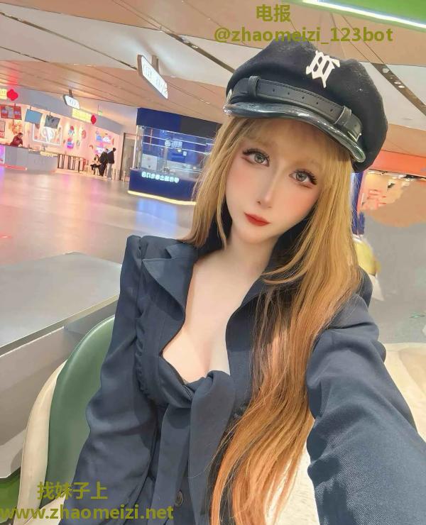童颜巨乳洋妞