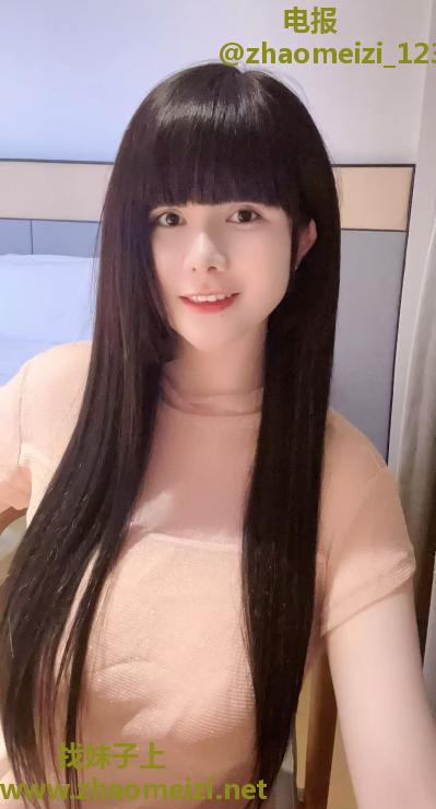静安大奶诱惑姐姐