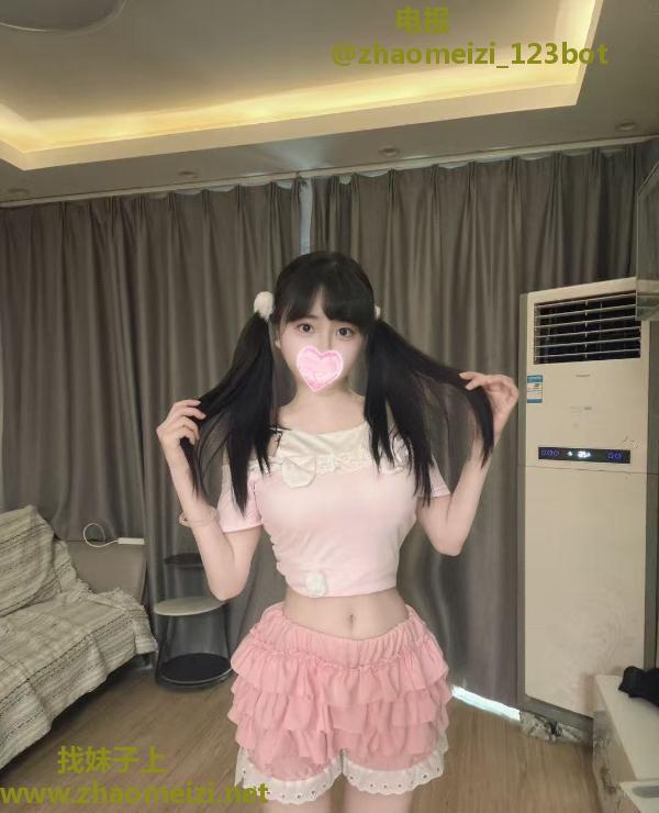 可爱迷人小萝莉爱宝
