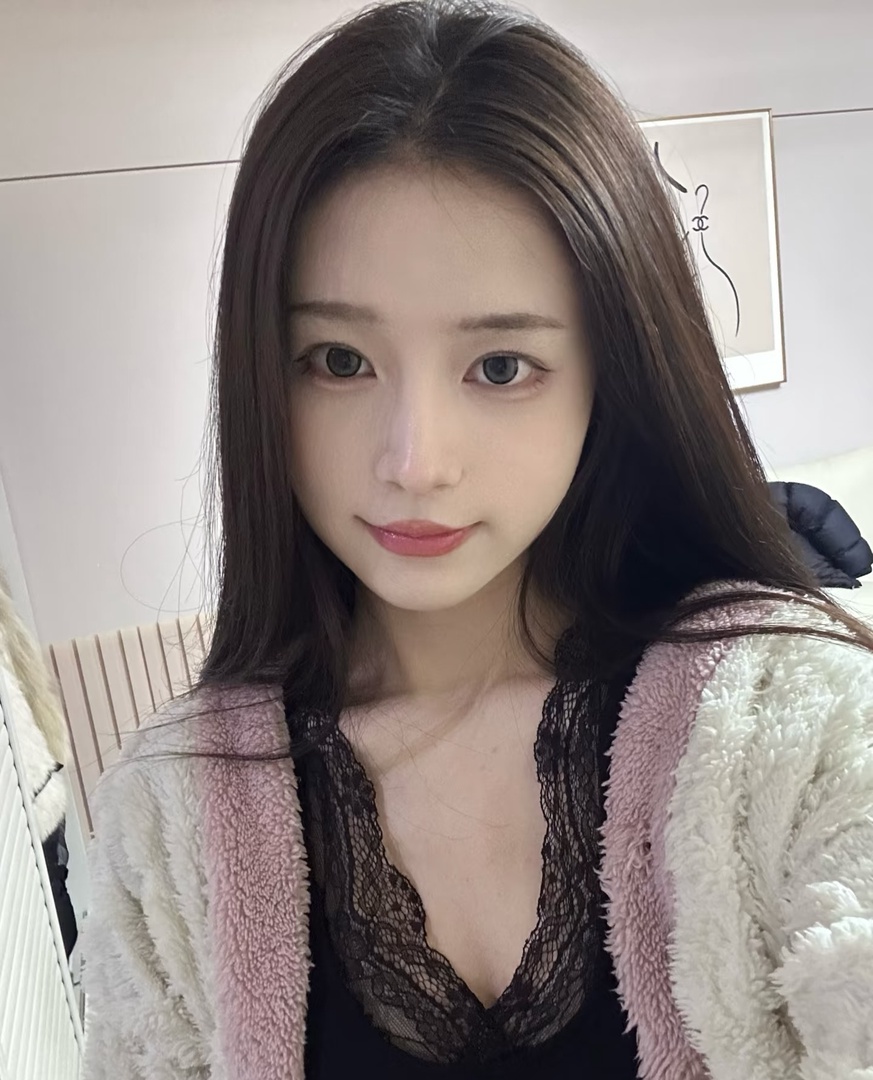 青海00后兼直小妹