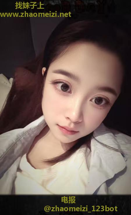 大连胸大小静