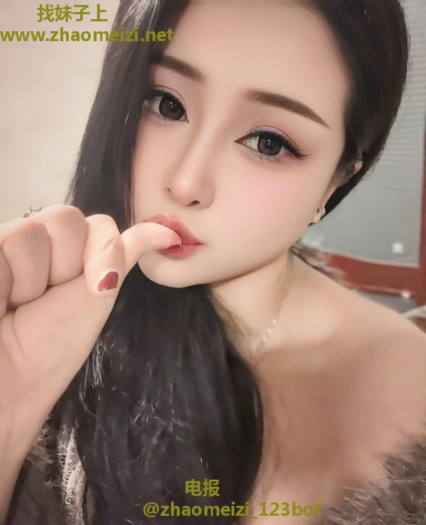 口活超绝巨乳轻熟女