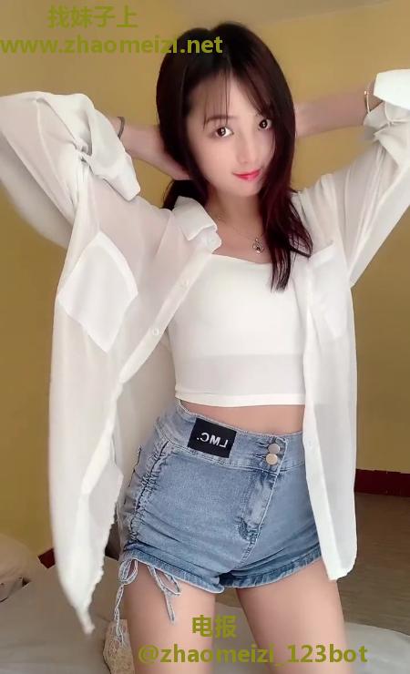 邻家骚气小妹