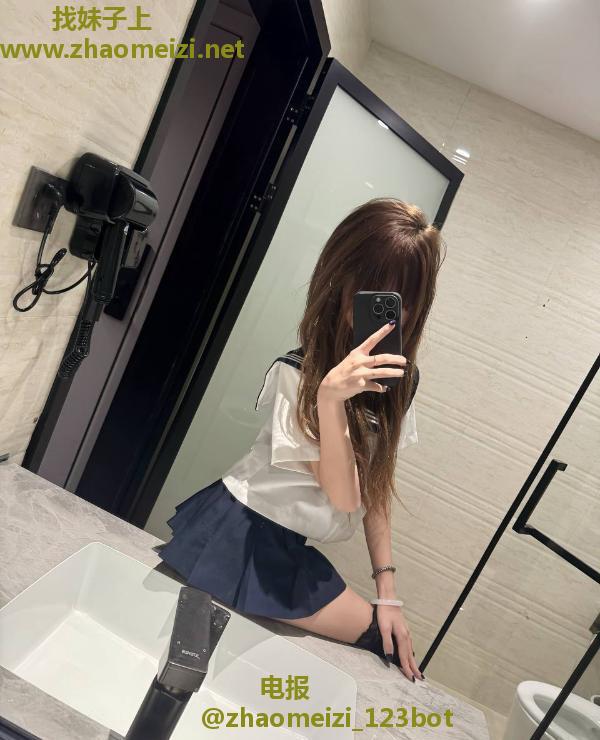 玲玲后小嫩妹