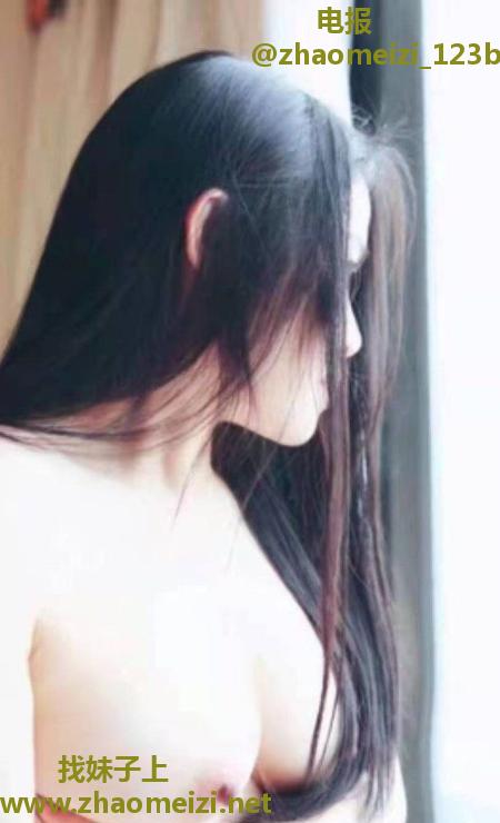 龙华风骚肥臀小妮