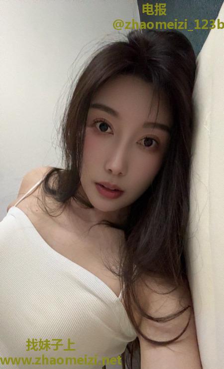 晨晨小姐姐