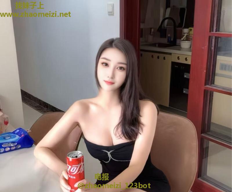 天河健身大胸老师