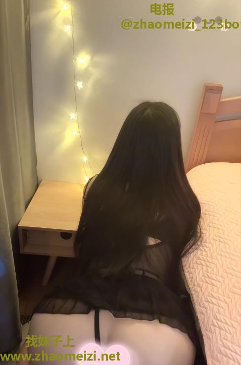 西乡大奶翘臀骚妹