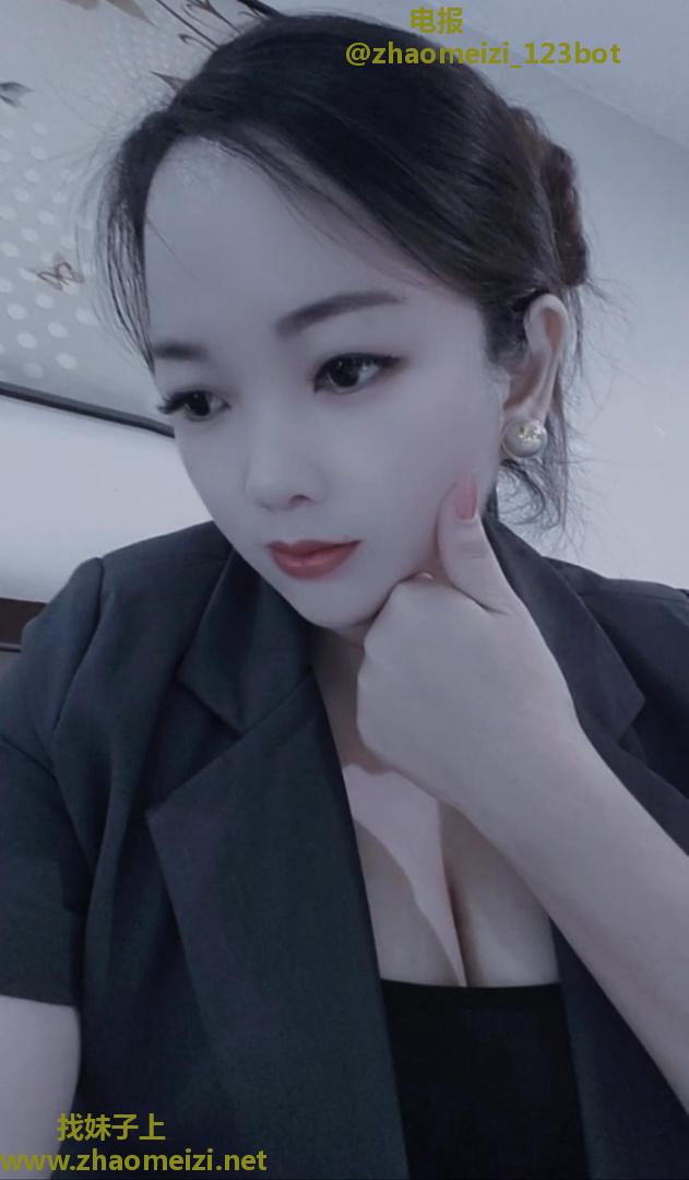 小姐姐水多多