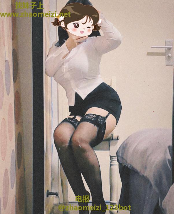肥臀巨乳小酒
