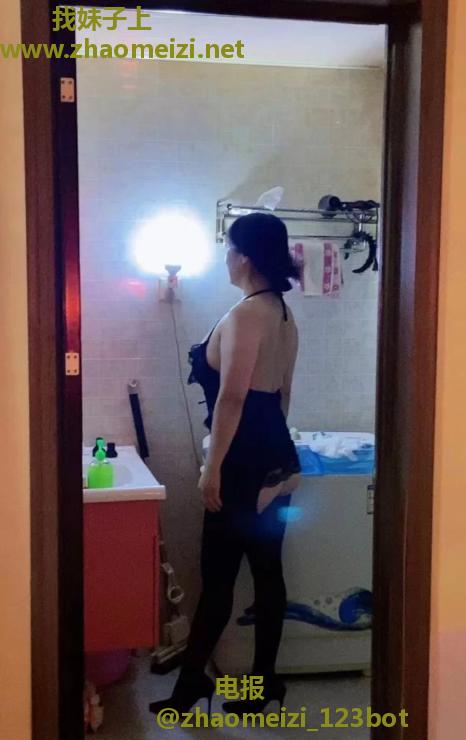 技术型肥臀巨乳熟女