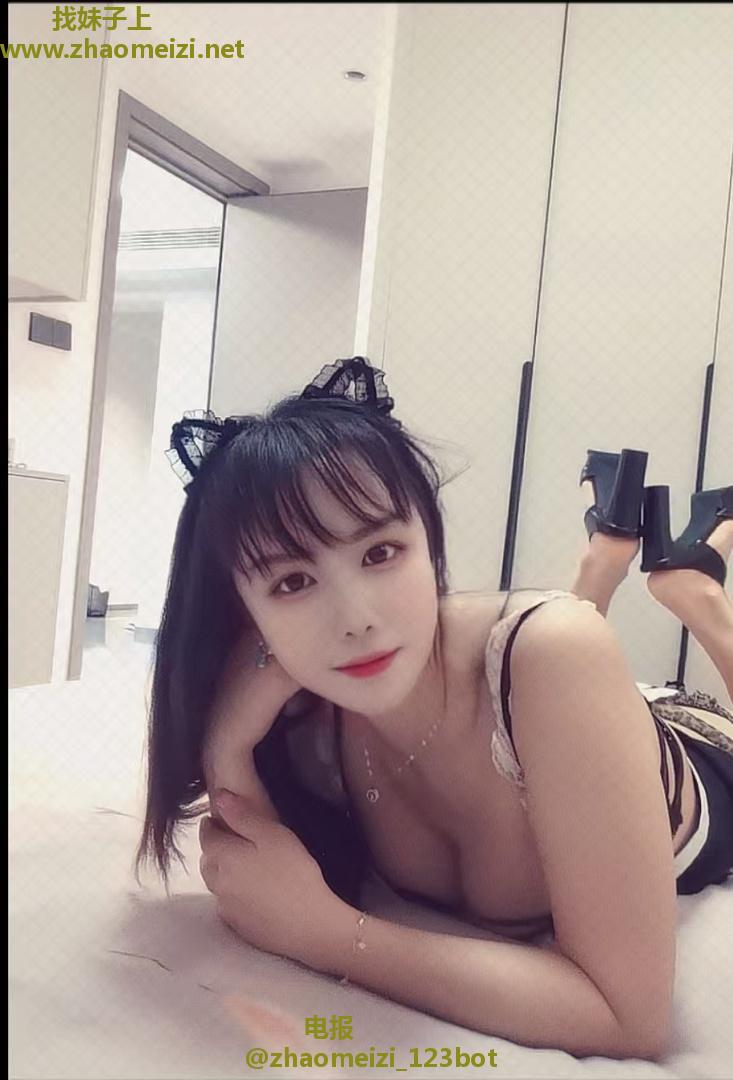 萧山大胸圆翘臀伊伊