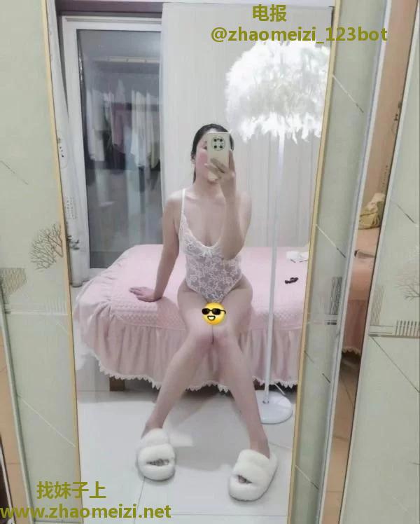 性感风骚多汁小姐姐
