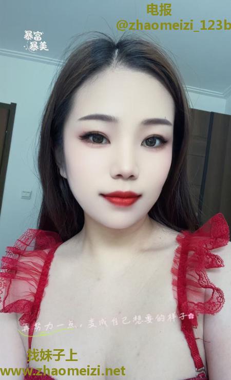 铁西蜜桃臀少妇