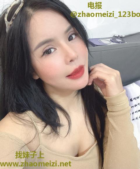 翘臀服务型美少妇
