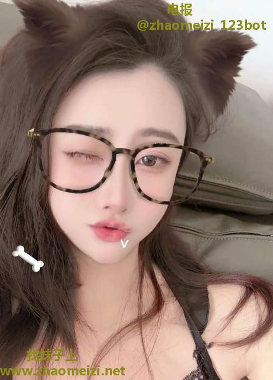 颜值清纯服务小羊羊