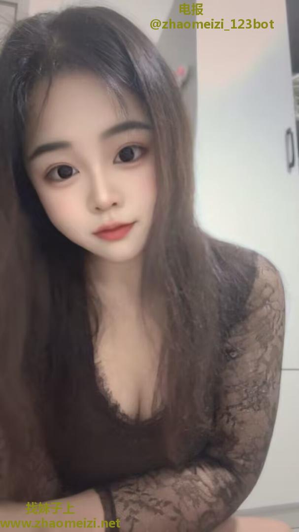 天桥服务型嫩妹