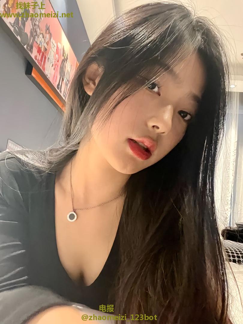 黑丝诱惑乖巧听话琳琳