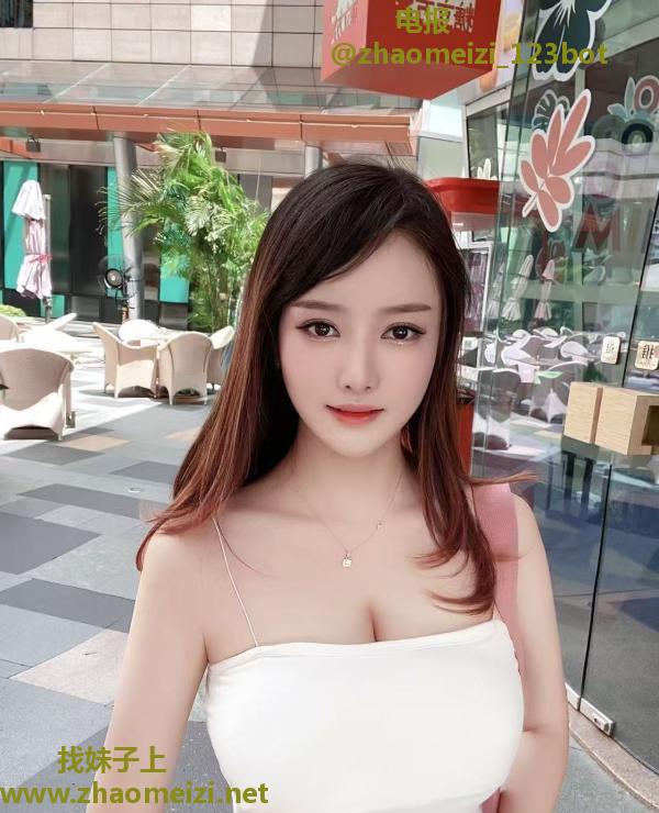 江岸骚货御姐水多多