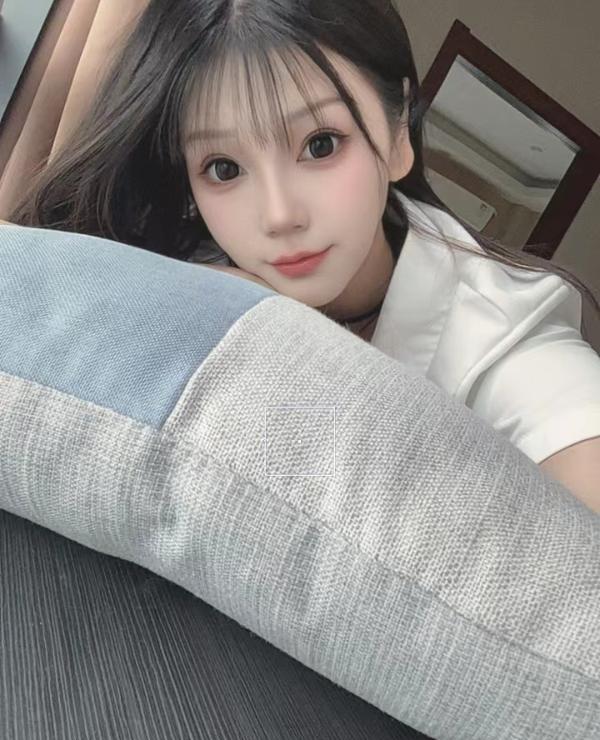 纯纯的喵喵小可爱