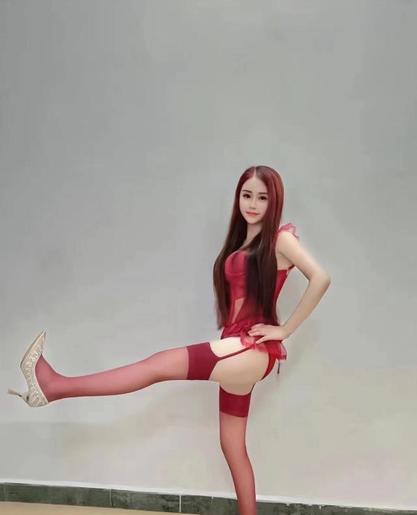 瑜伽老师灵儿
