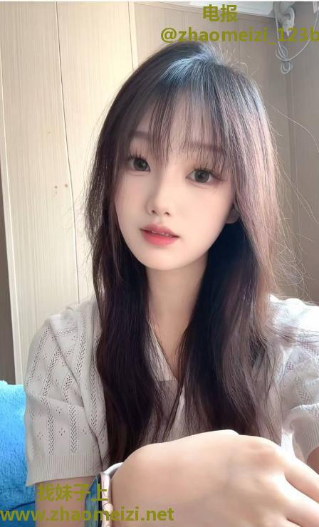 福田肤白清纯女友