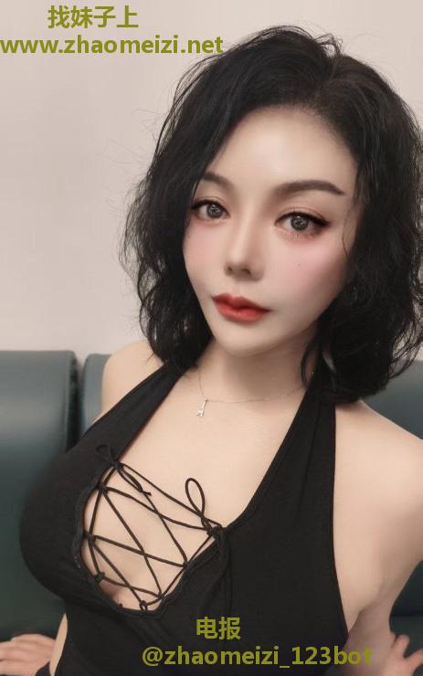 丰满性感大嫂琳达