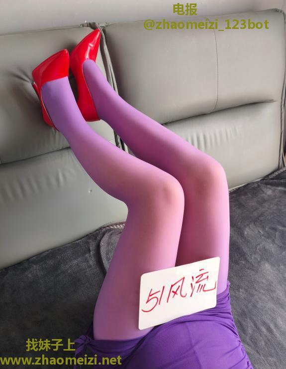 临平长腿制服欲姐