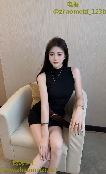 身材比例完美颜值嫩妹