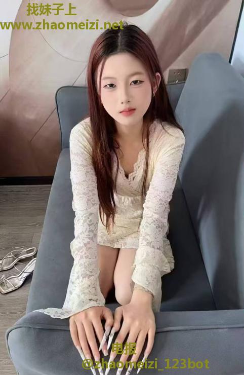 洪山肤白颜值嫩妹