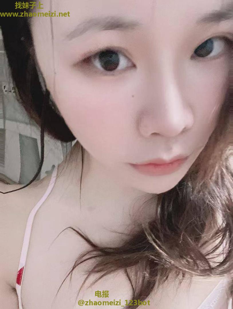 江岸希希