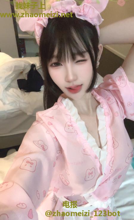 海珠性感大波美媚