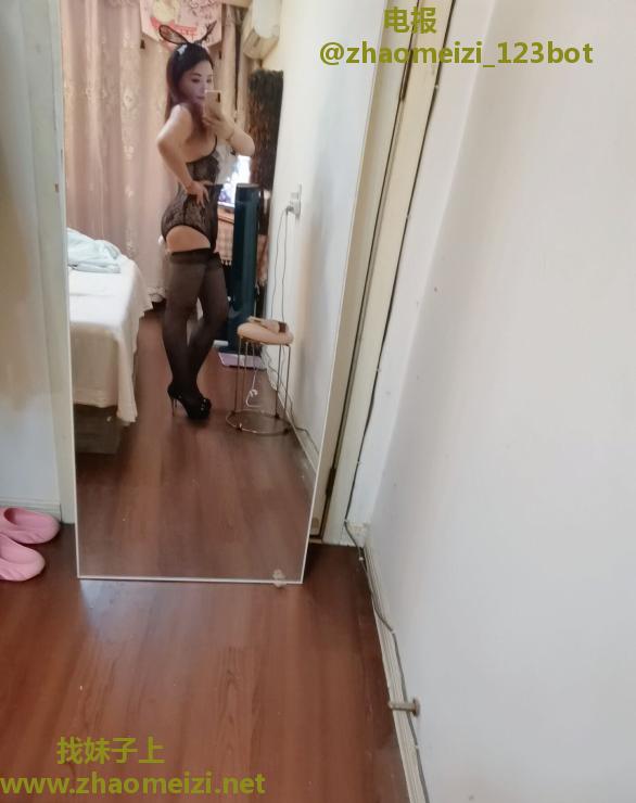 鼓楼大胸熟女姐姐