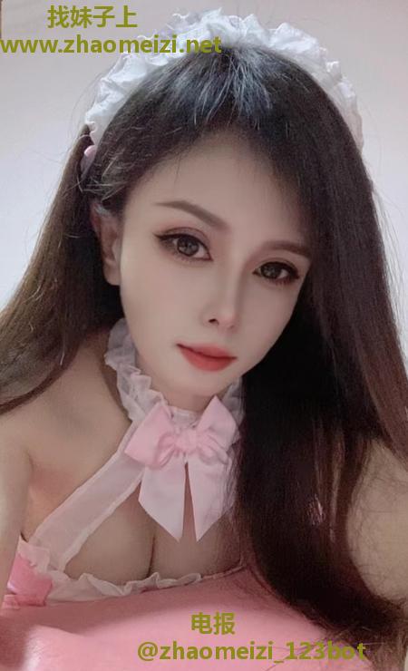性感少妇咪挺大