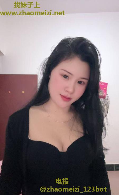 风骚D奶蜜茶小少妇