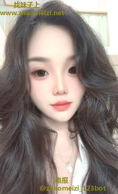 苗条模特梦舒